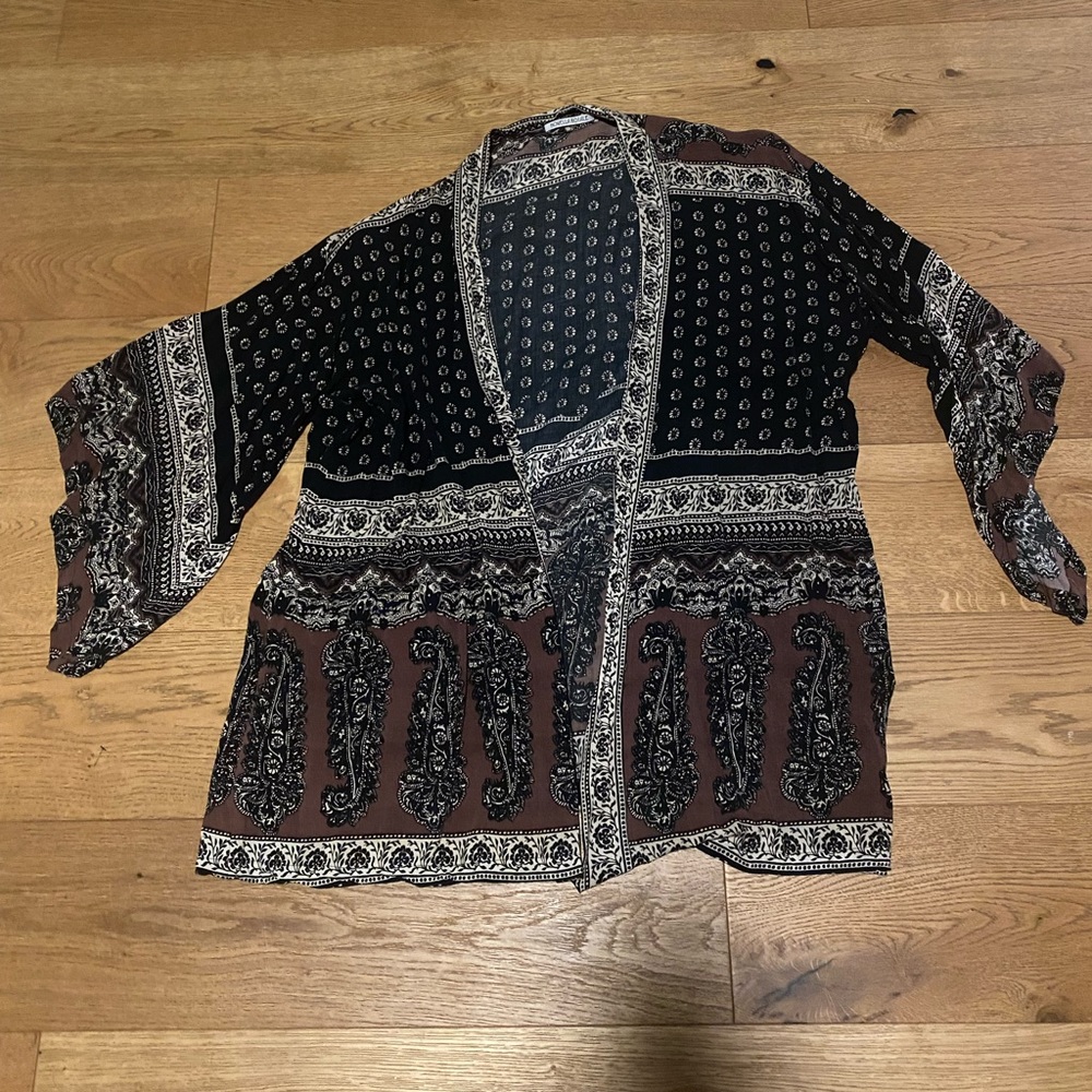 Novela royal robe